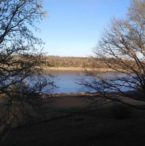 Meet your Posher, Beverly